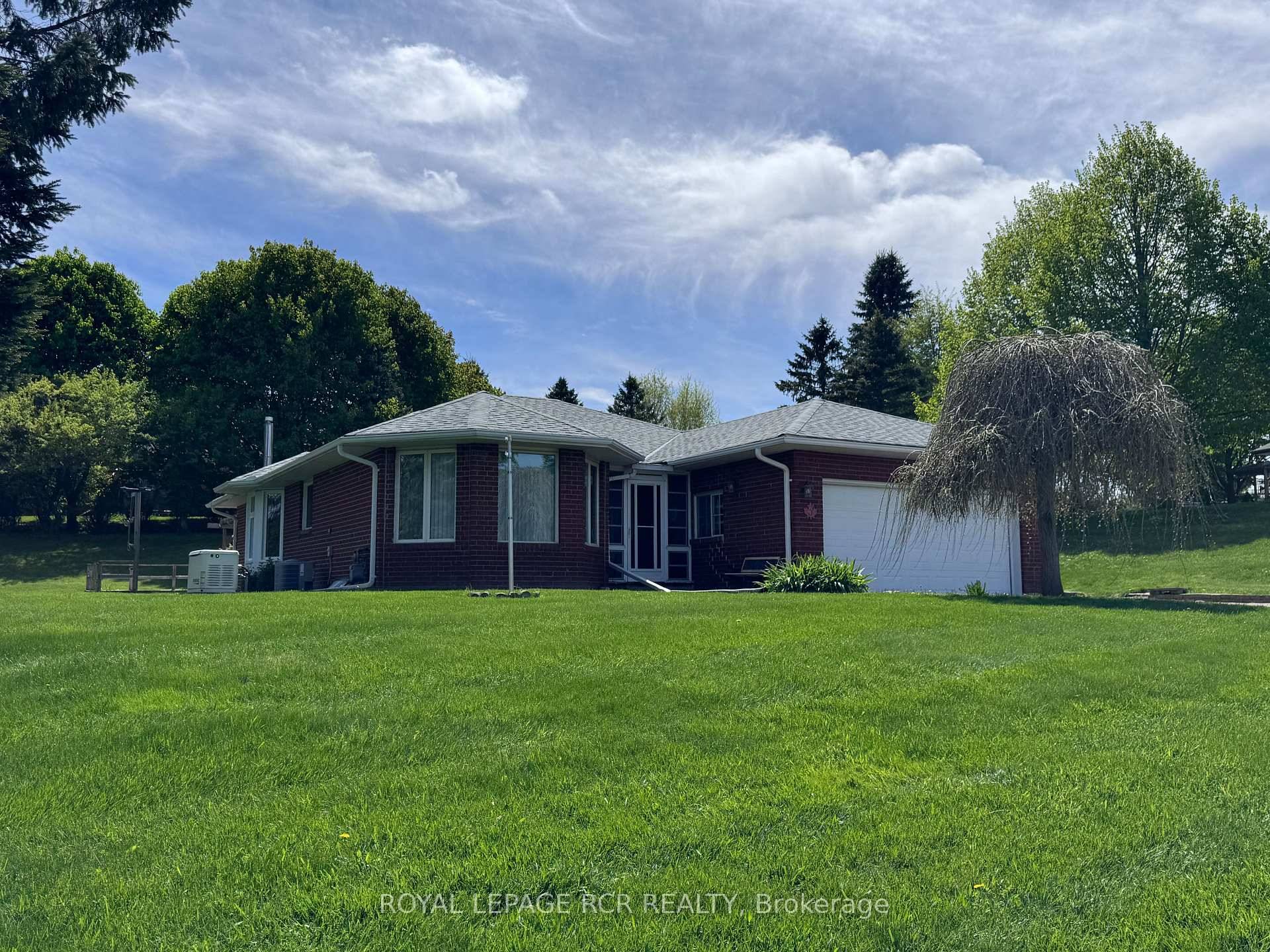 Welcome to 3 Henry Street located in the Hamlet of Waldemar on a gorgeous.