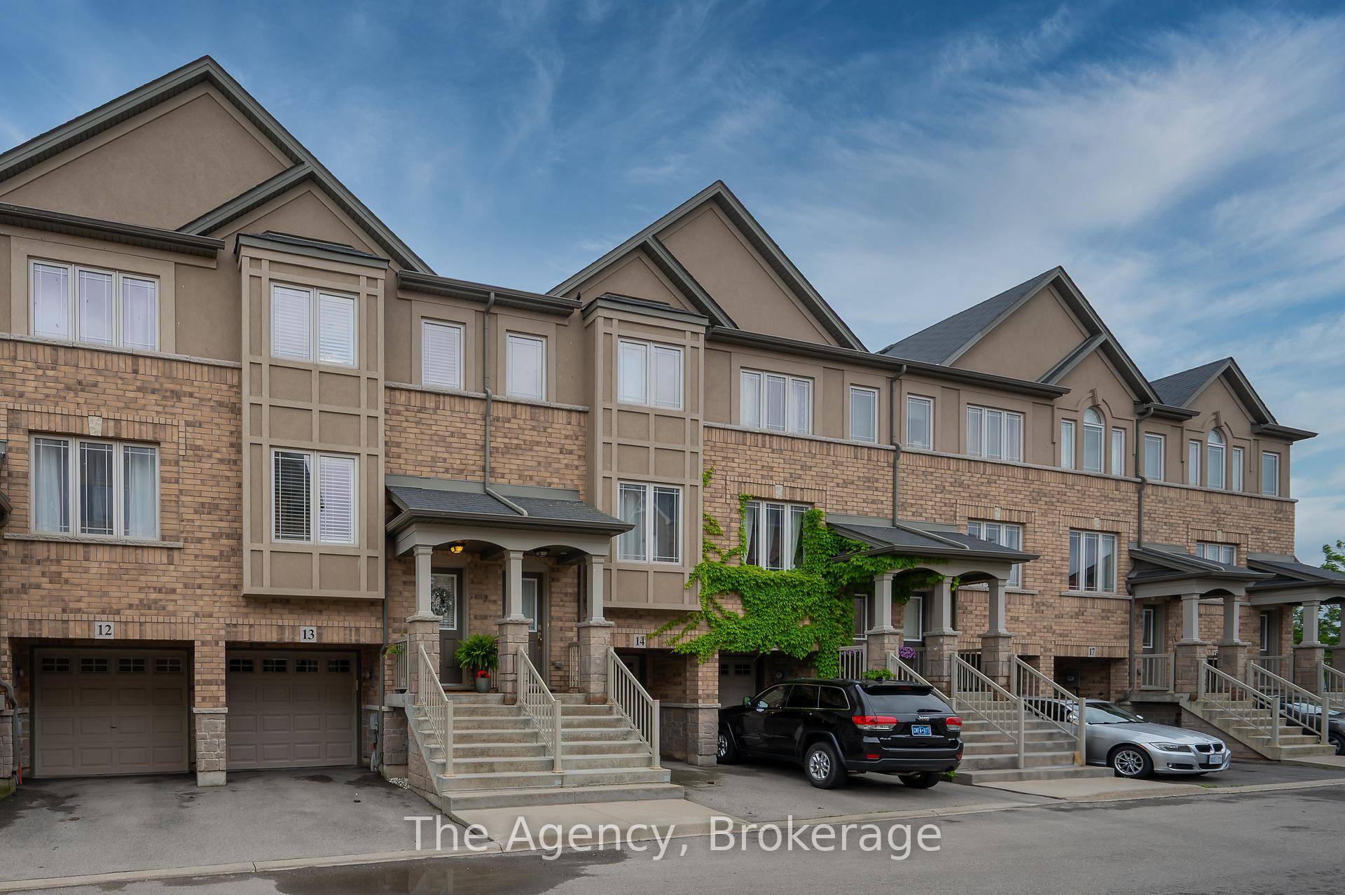 Welcome to this beautifully maintained three storey townhome in the heart of Stoney Creek.