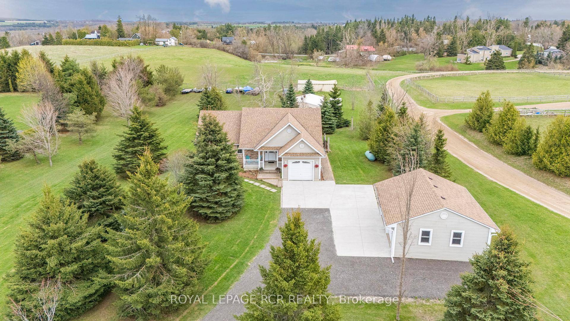Enjoy peaceful country living with all the modern comforts, and exceptional value on just over 1.