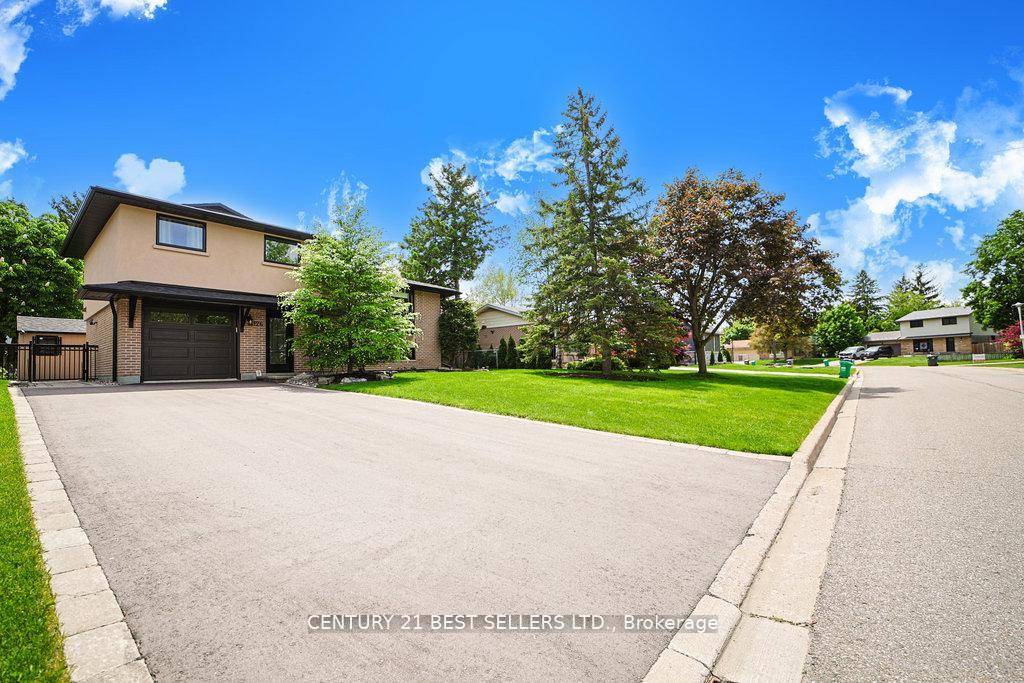 Stunning FULLY renovated turn key 3 level, 3 bedroom side split home located in the highly sought after south hill East Bolton !