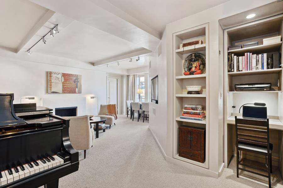 Exceptional Apartment at 59 West 12th Street A Greenwich Village Gem !