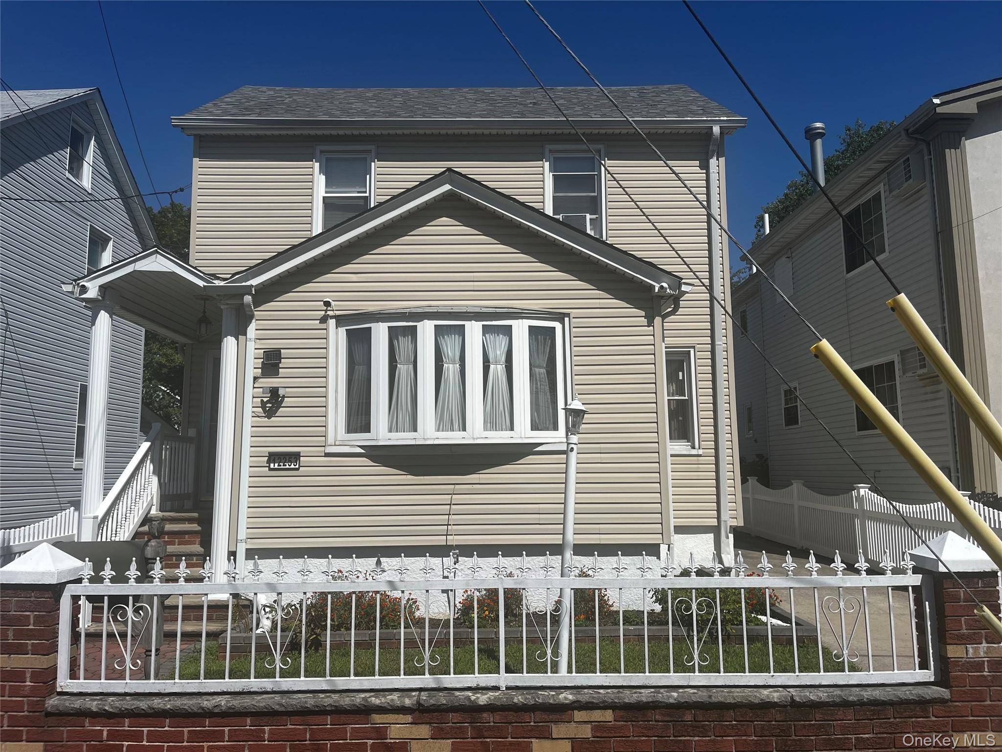 Welcome to this lovely Colonial style home, fully detached and offering the privacy and space you deserve.