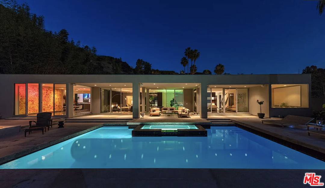 530   Leslie Ln 4BR Beverly Hills Post Office | B.H.P.O. La