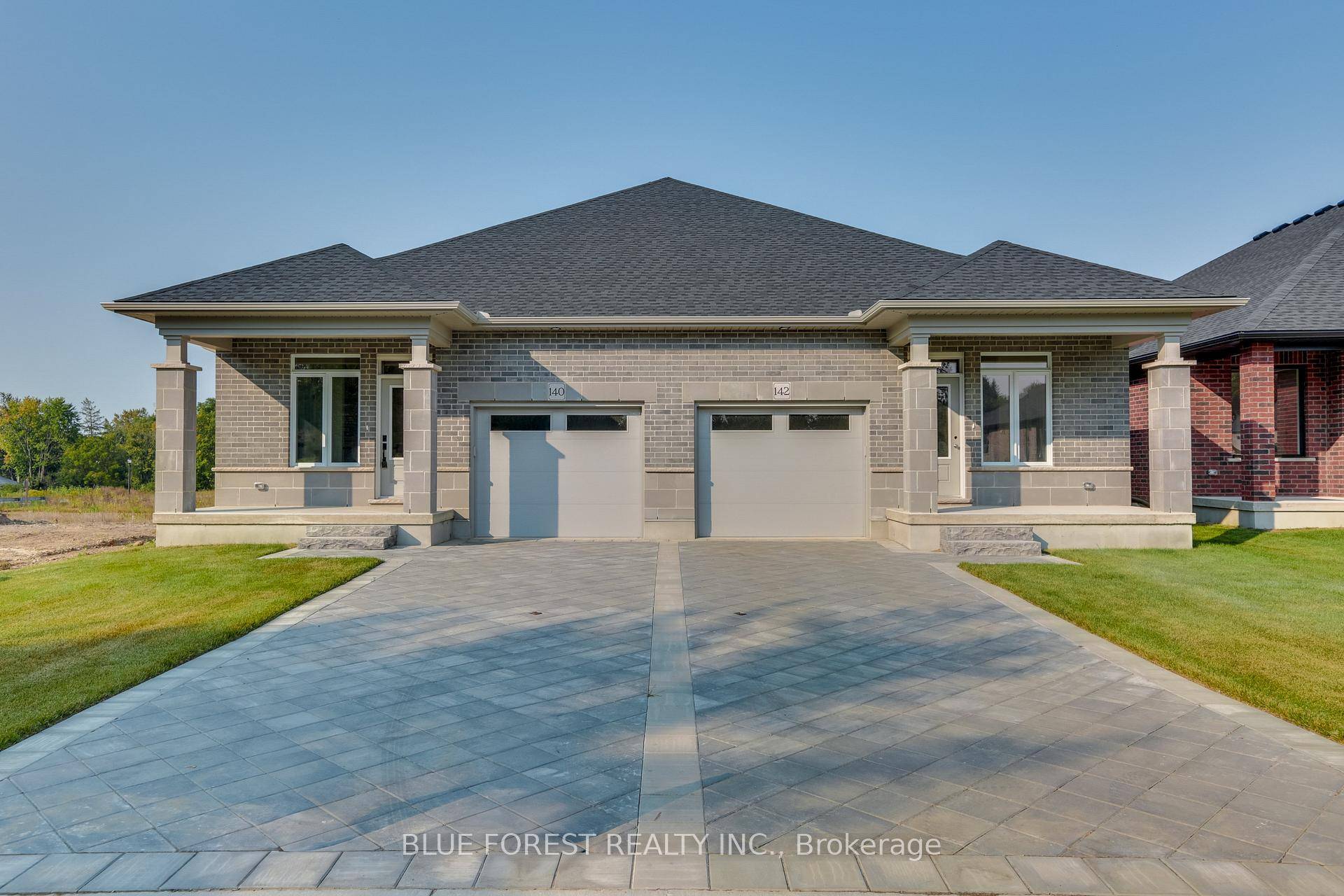 This affordable and beautiful bungalow located in the anticipated Elliott Estates Development is a wonderful alternative to condo living.