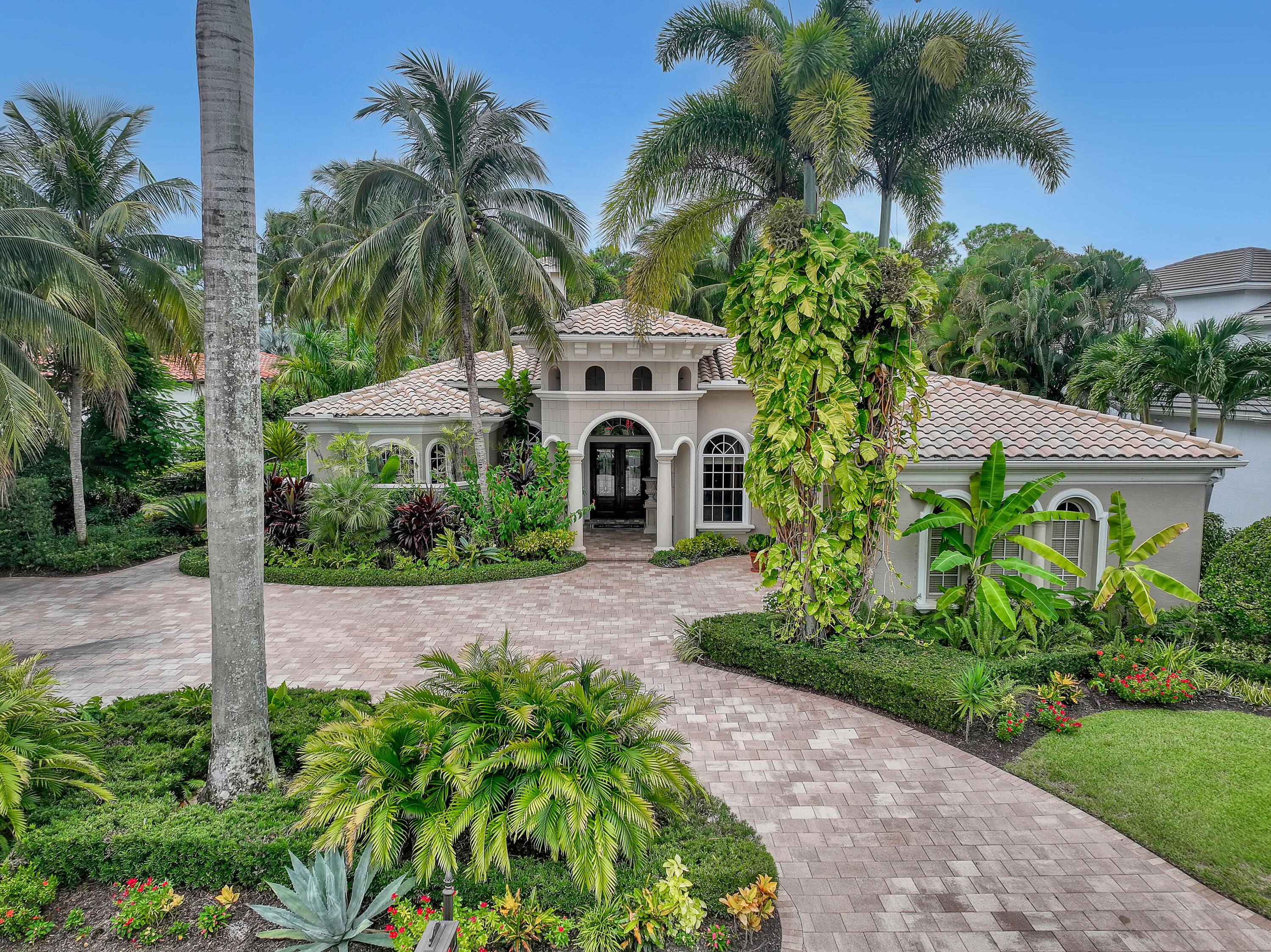 5043SF on nearly half acre in the exclusive San Remo subdivision, this single level Bavella model offers 3 bedrooms, 3 full baths, and 2 half baths with generous volume and ...