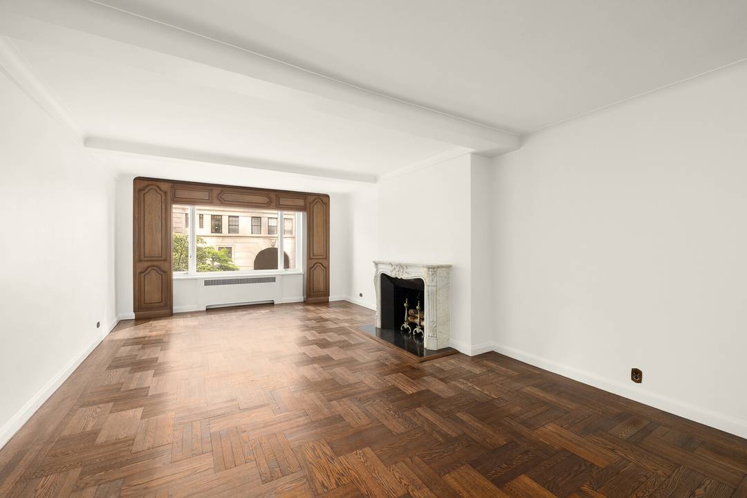 Offered for the first time in nearly 50 years, Residence 2D at 2 Sutton Place South presents a rare opportunity to restore and reimagine a gracious Emery Roth designed prewar ...