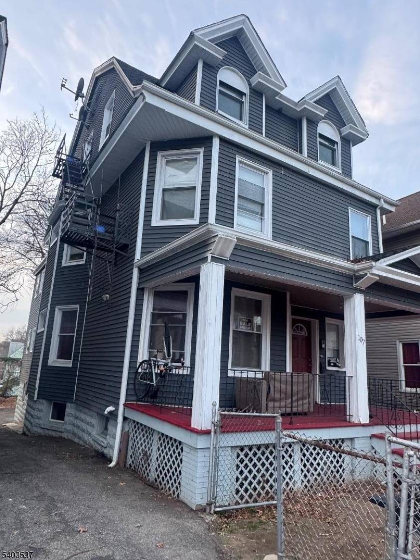 Cash Flowing 3 Dwelling Huge Parking Finished Basement Perfect for Investors OR Live in Owners !