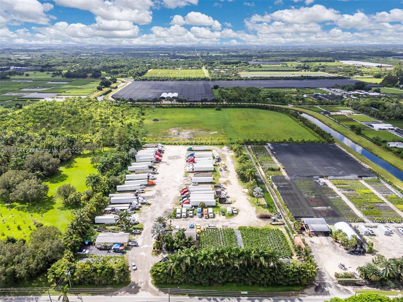 The ideal 4. 806 acre location for any business to start or expand any size operation with high traffic visibility being on Quail Roost 200st.