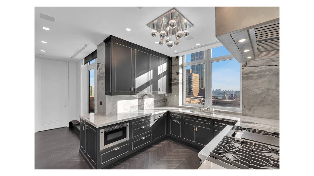 Perched atop NYC, this never before seen, truly extraordinary full floor penthouse offers a rare combination of scale, privacy, and breathtaking panoramic views in the heart of Manhattan's Upper East ...