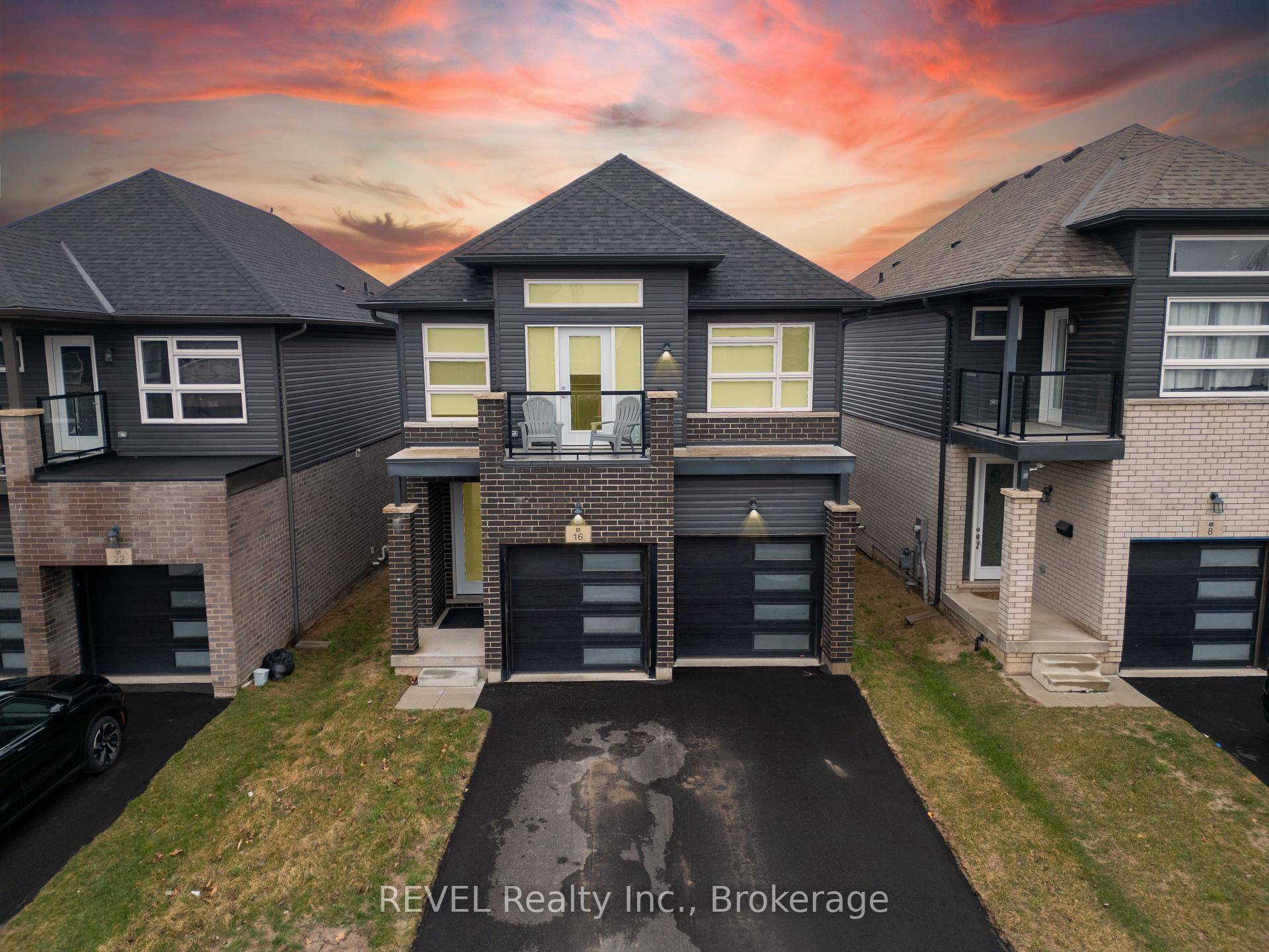 NOT FURNISHED, PROPERTY IS EMPTY NOW Beautiful 4 bedroom 2.
