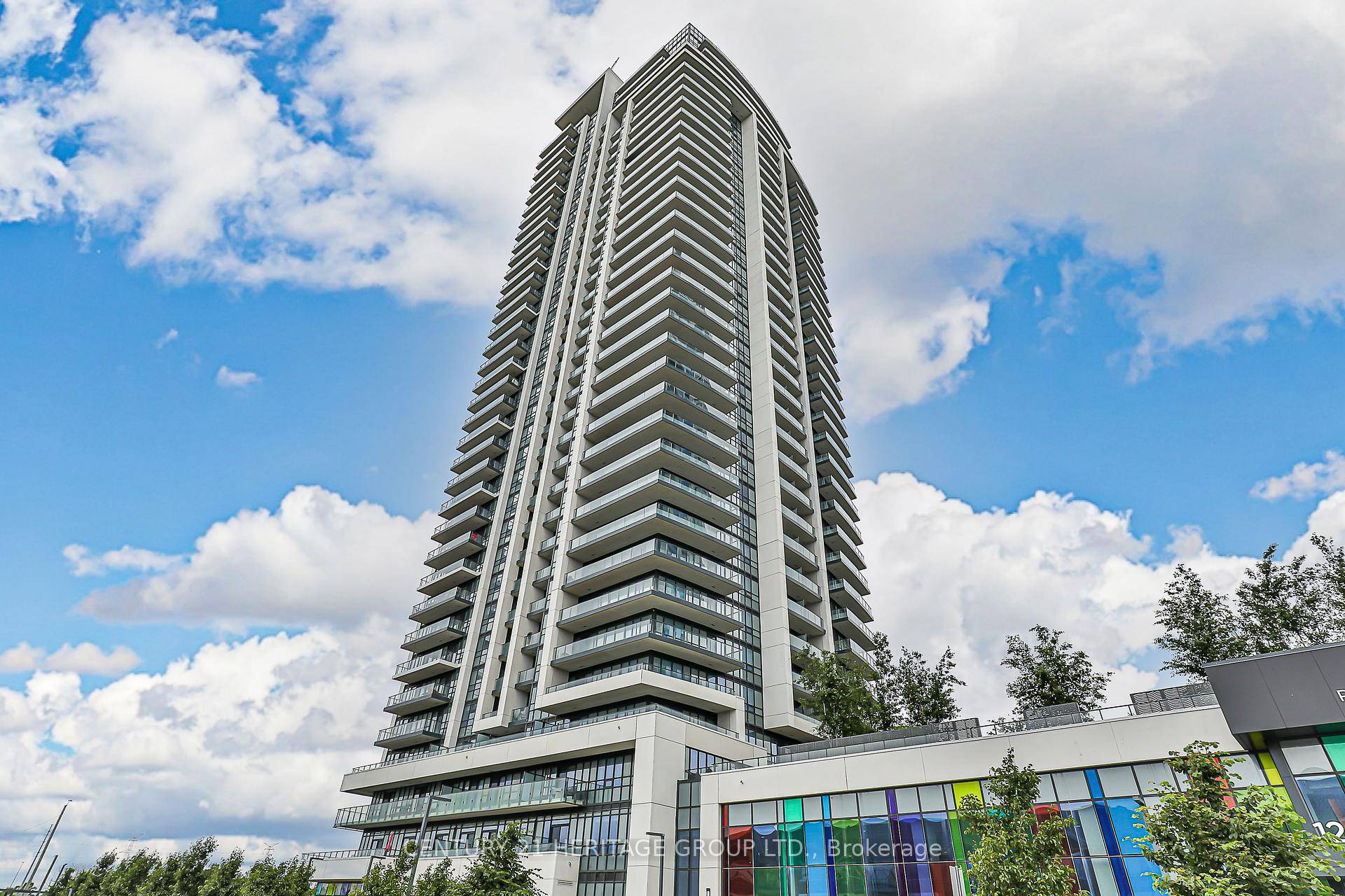 Luxury Pavilia Towers 2 1 Unit with 908 sq.