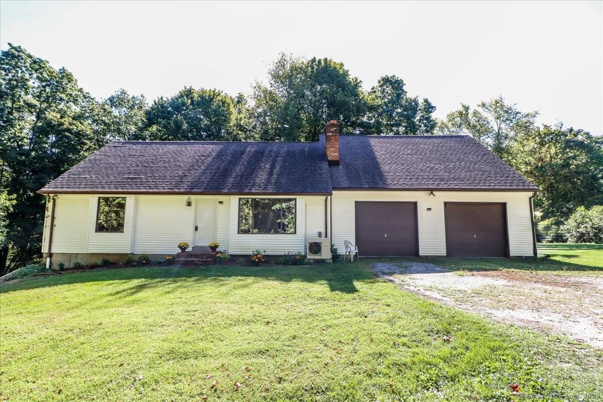 Cape on Quaker Ridge ! Looking for an affordable entry into Sherman ?