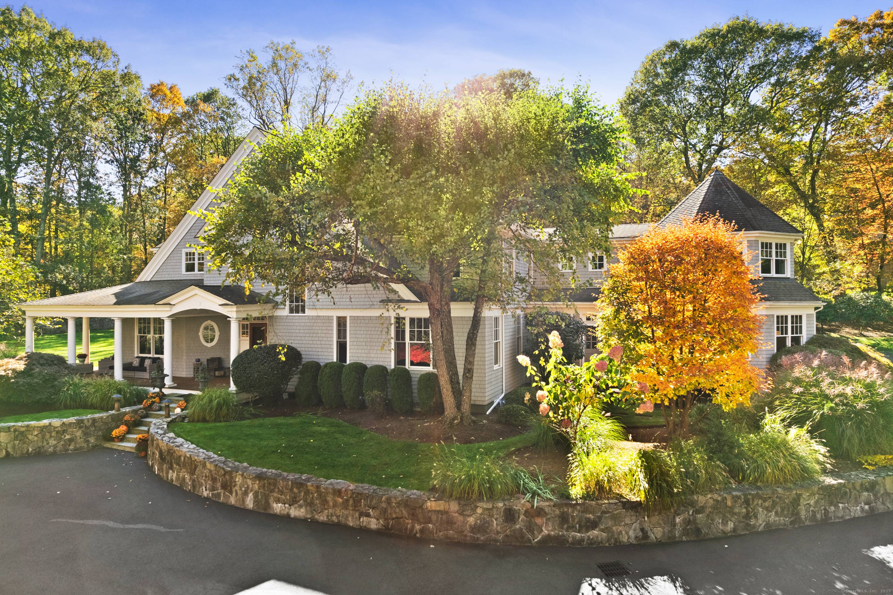 Welcome to this Modern Colonial, a sanctuary where luxury, comfort tranquility converge on a premier cul de sac, conveniently located to the Merritt Parkway, Weston Center the campus of award ...