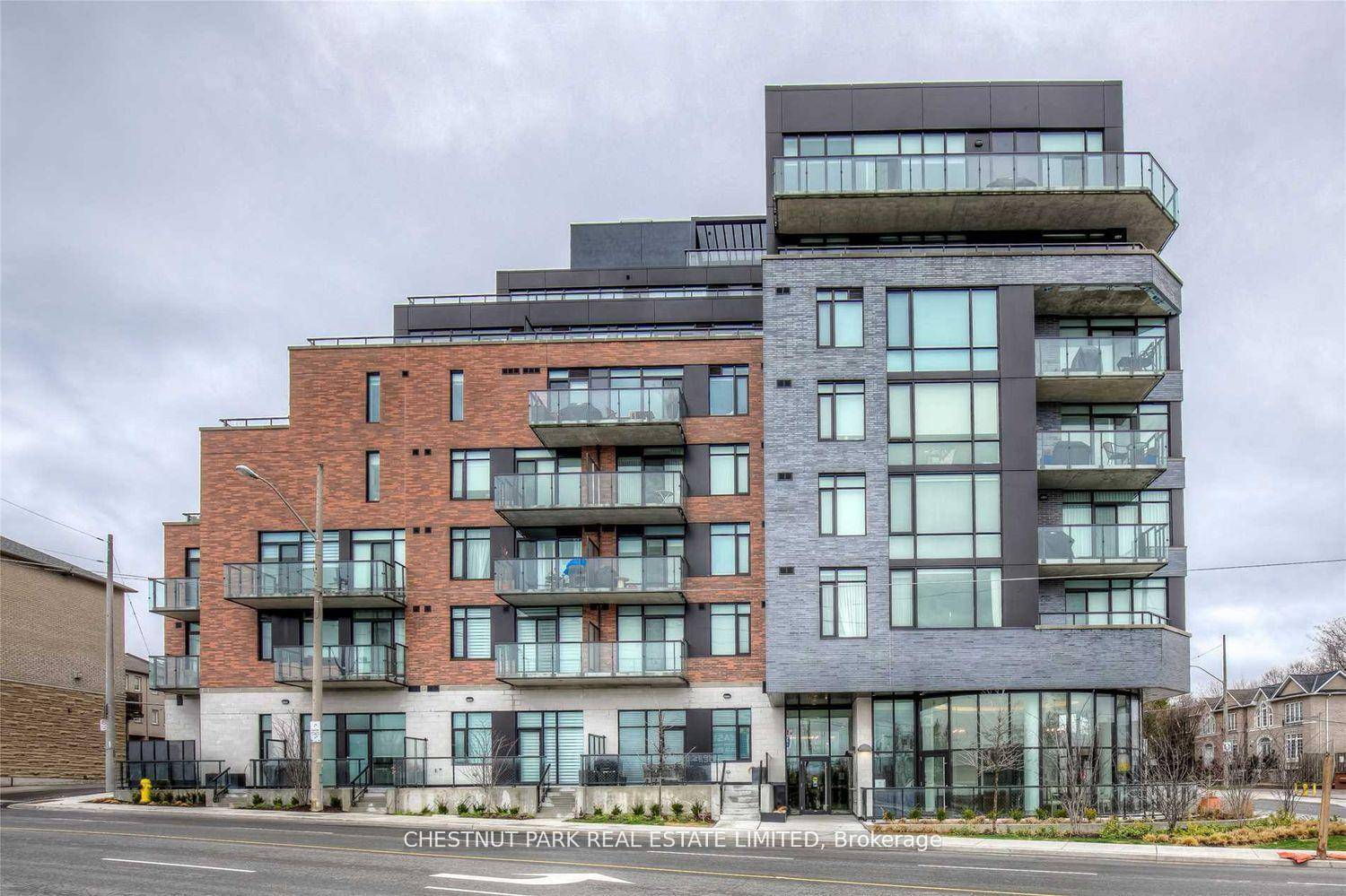 Welcome to upper house condominiums in the heart of Leaside.