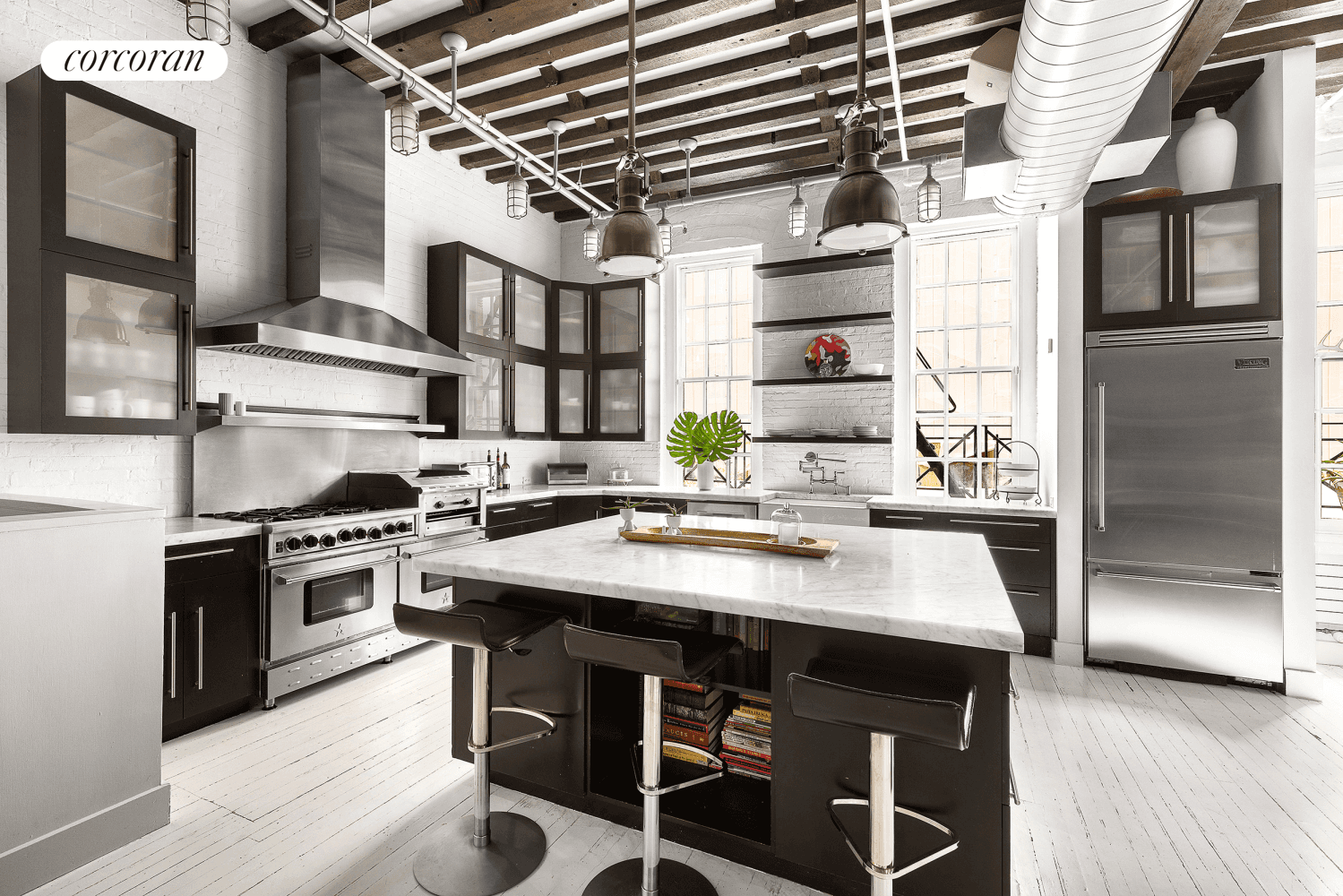 Don't miss out on the opportunity to own this remarkable, one of a kind loft situated on a iconic cobblestone street in TriBeCa's renowned Historic District.