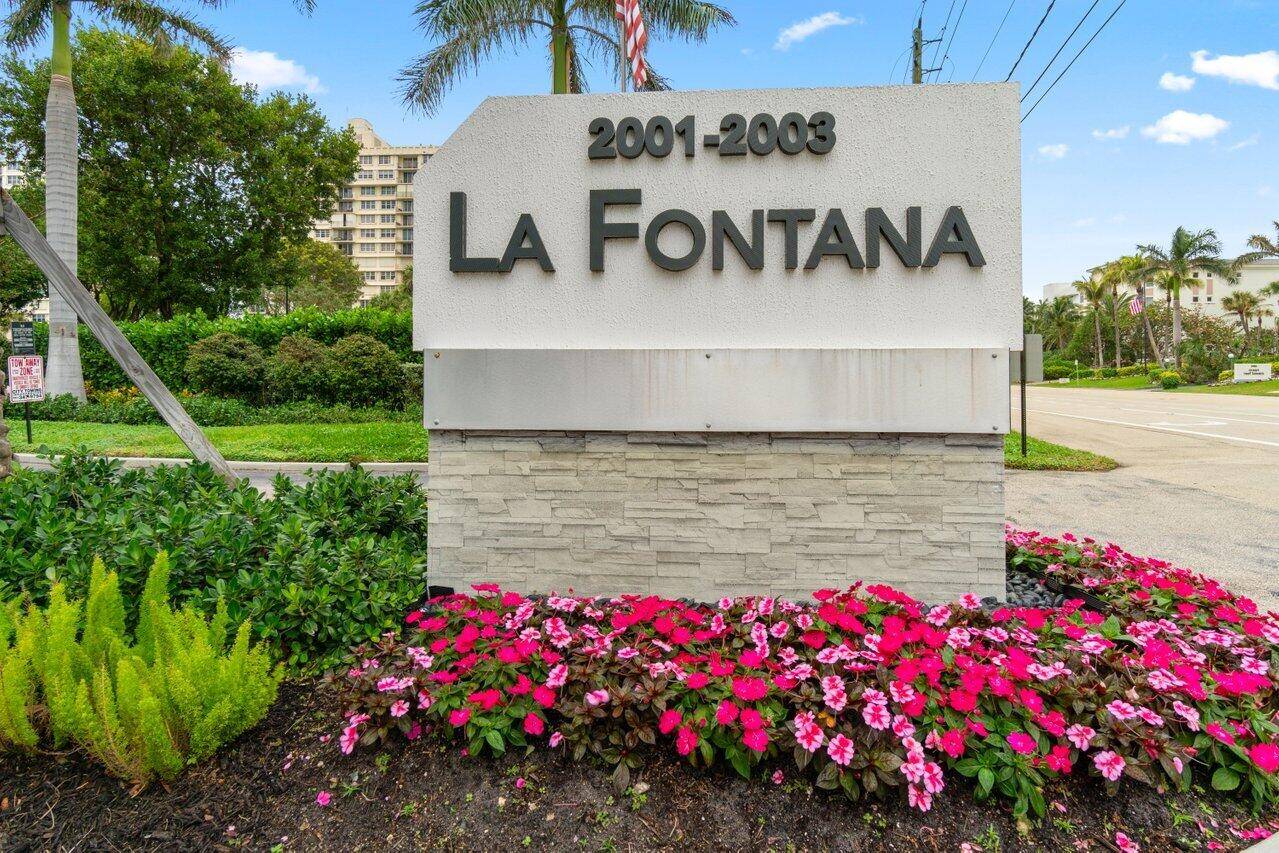 Welcome to luxurious living at its finest on the coast of Boca Raton.