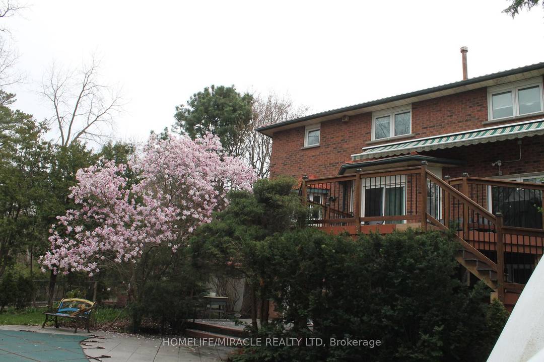 Absolutely Stunning and Rare Offering of Luxury Living !