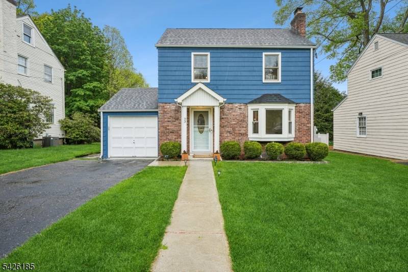 Design forward, updated with a touch of classic charm, this beautifully maintained 3 bedroom, 2 bath Colonial in Verona's sought after Forest Avenue neighborhood offers the perfect blend of timeless ...