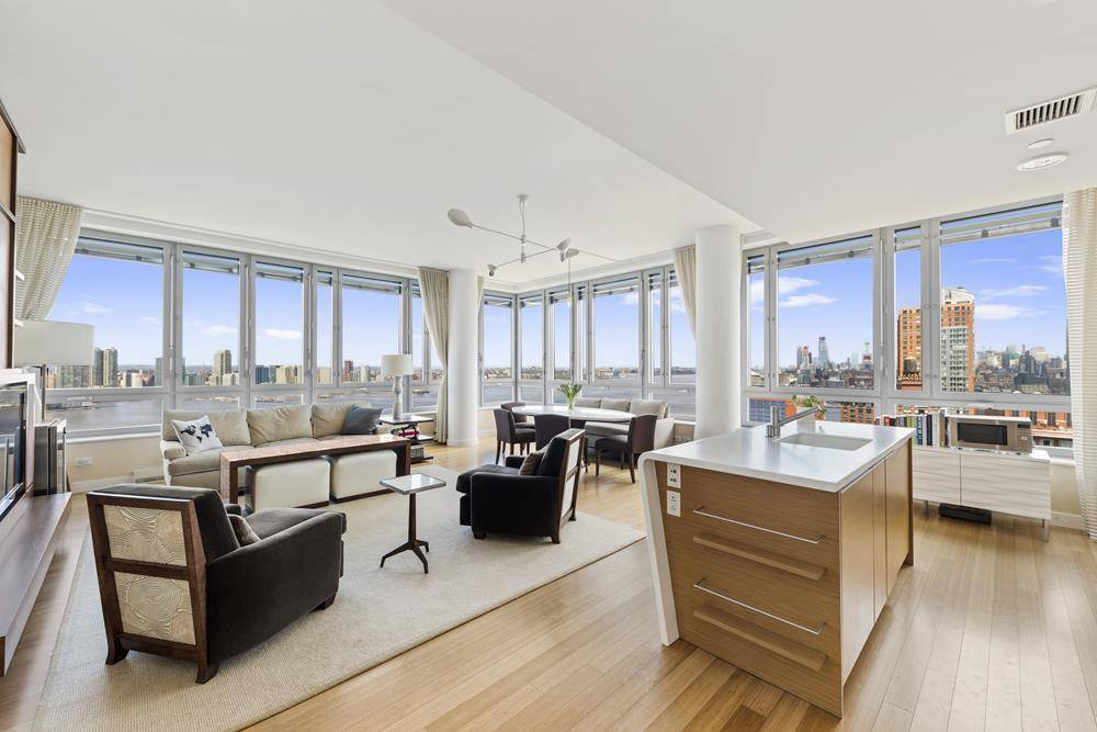 Perched above it all ! Rarely available Penthouse 2 bedroom with views as far as the eye can see in the Riverhouse, the only water front LEED Gold rated Green ...