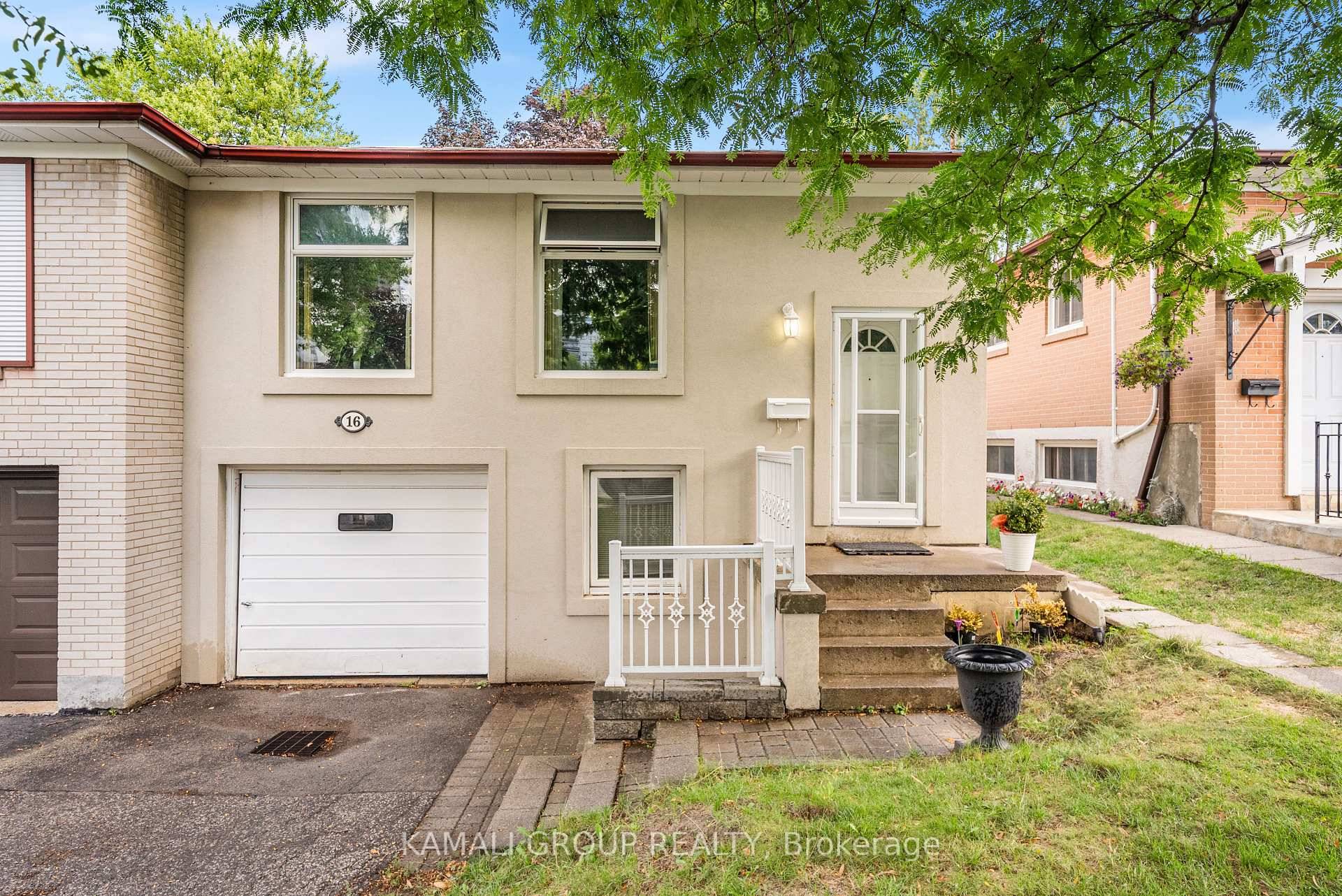Renovated With 3 2 Bedrooms amp ; 3 Bathrooms !