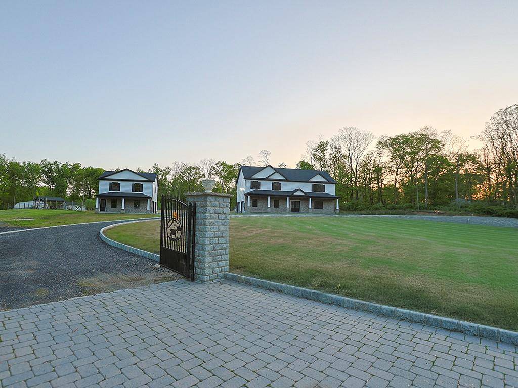Welcome to your dream home in the Town of Montgomery !