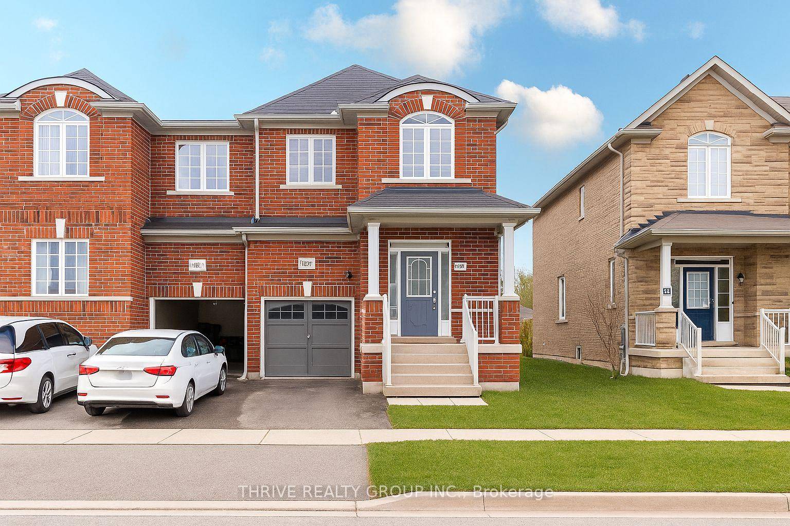 Stunning 4 Bedroom Semi Detached Home In Churchill Meadows !