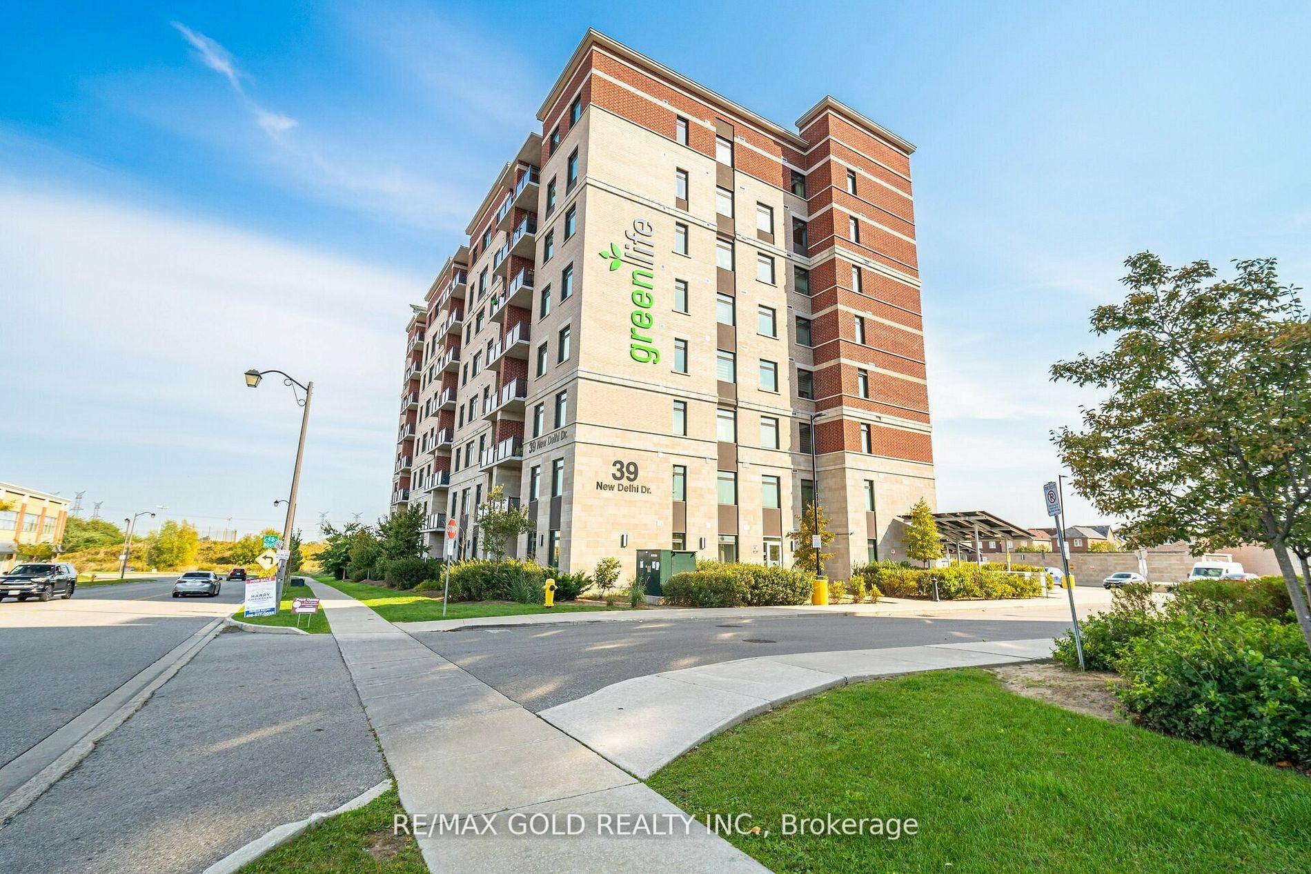 THE BIGGEST amp ; THE BEST Green Building With Lowest Condo Maintenance Fee !