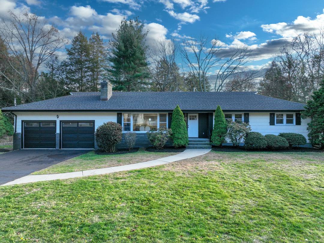 Move In Ready Modern Ranch Fully Renovated with Designer Finishes !