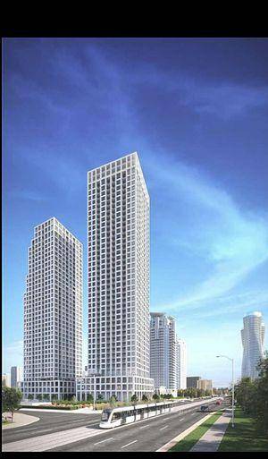 Enjoy The Pleasure of New Condo in the Heart of City Center.
