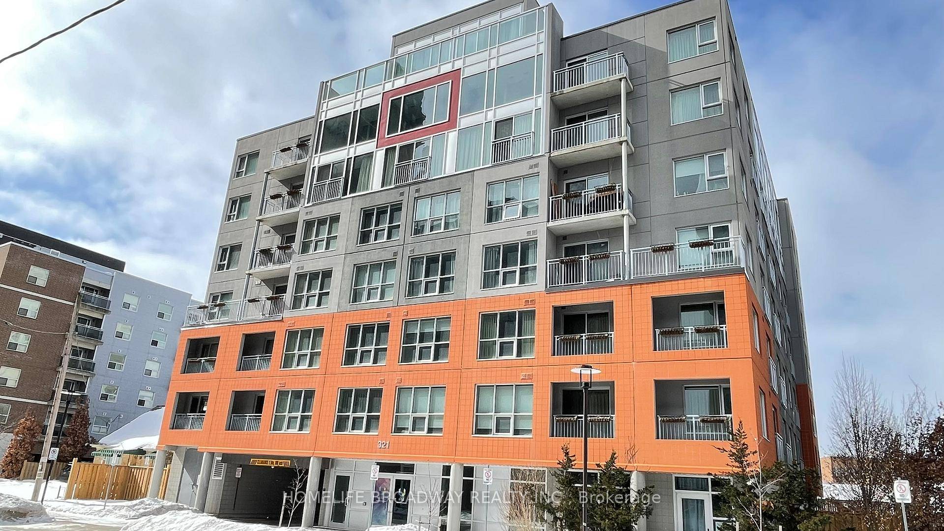 Spacious 1 1 Unit, 618 Sq.