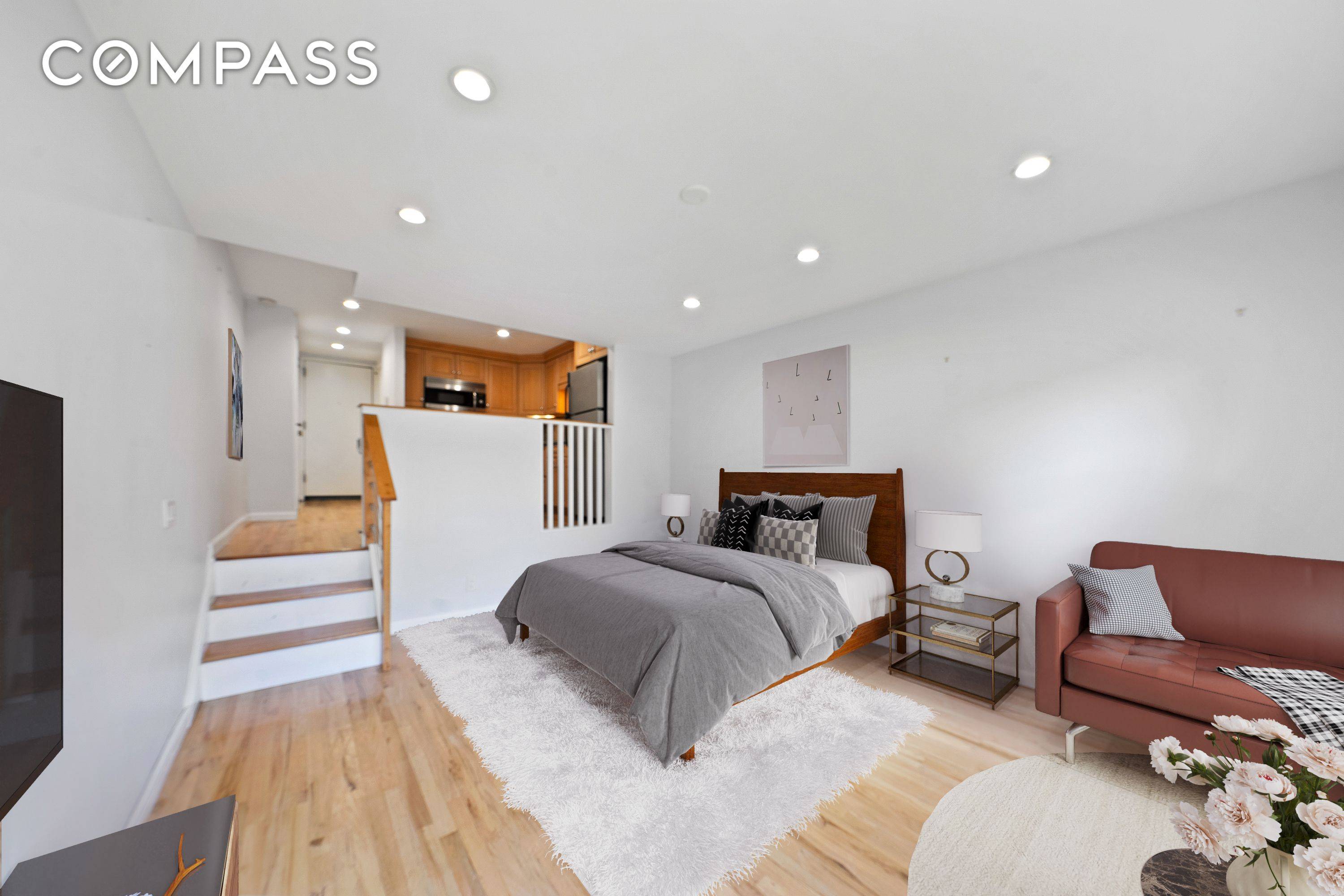 5L is a beautiful and bright studio in the heart of Greenwich Village.