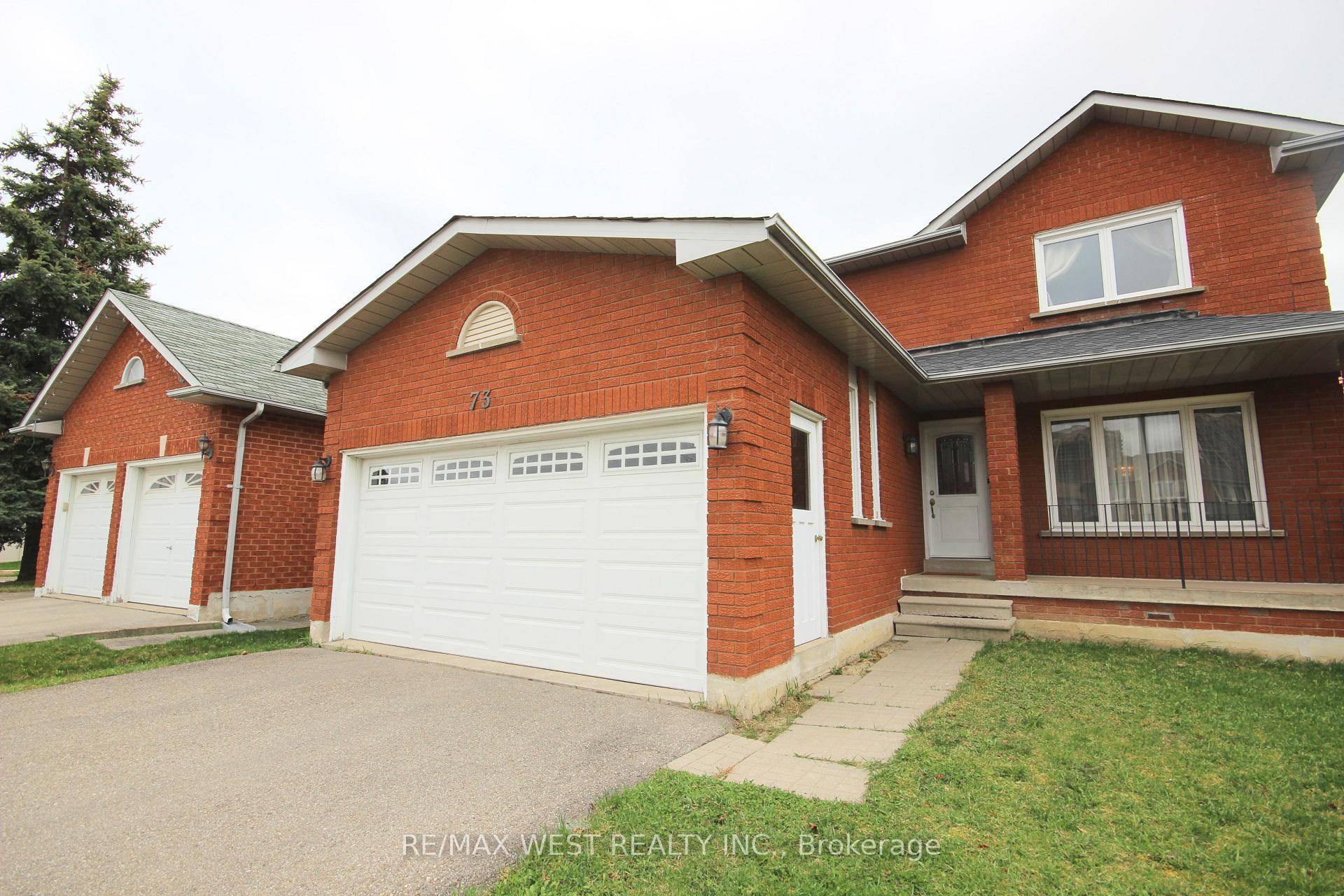 This is an approximately 2, 500 square foot Green park Home.