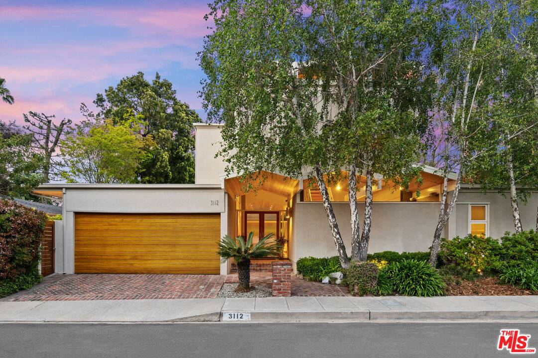 3112   Chandelle Rd 4.0 Hollywood Hills East LA