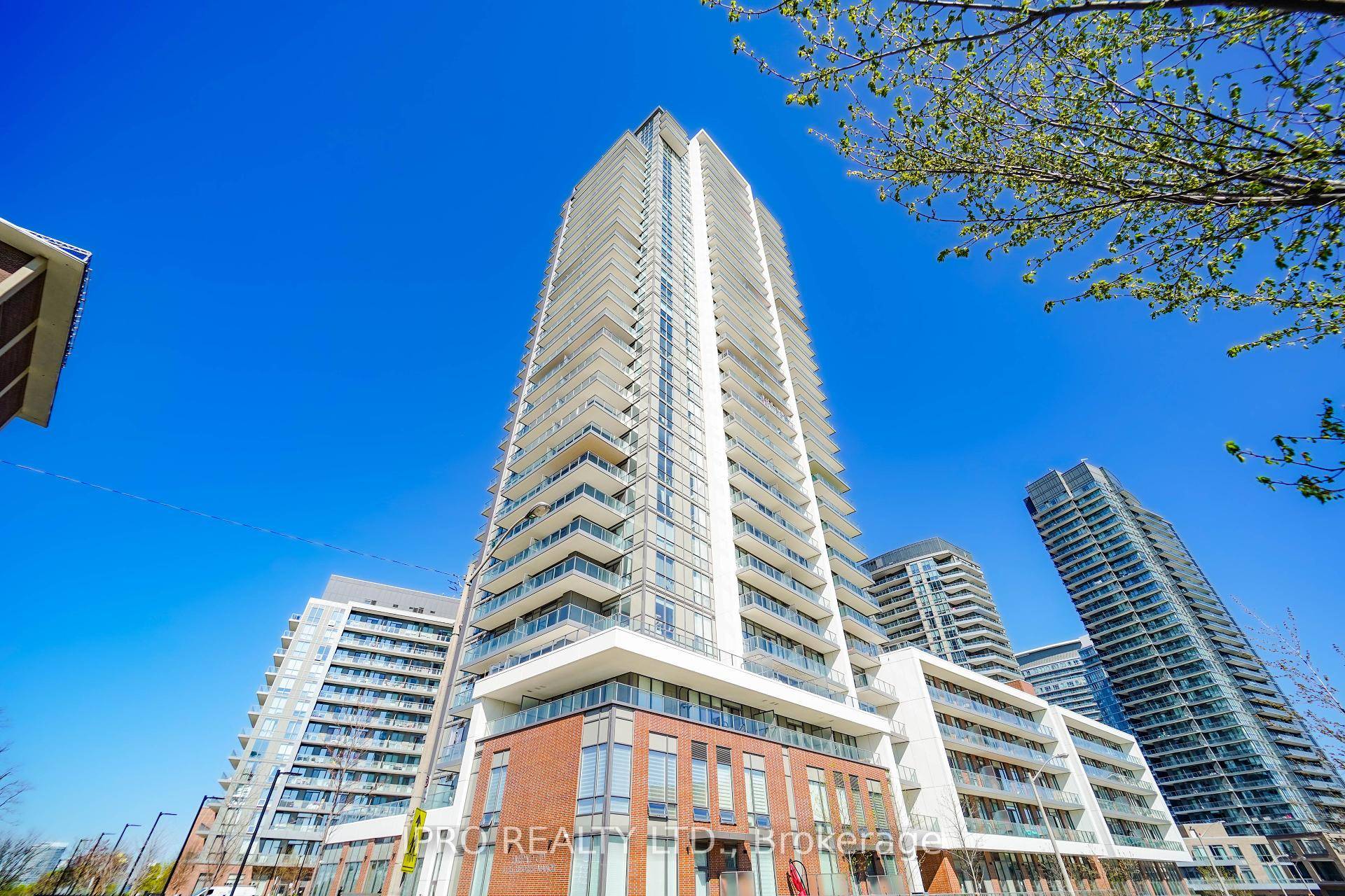 Less than 5 years old Building, a charming one bedroom residence has been meticulously crafted, complete with parking and a locker !