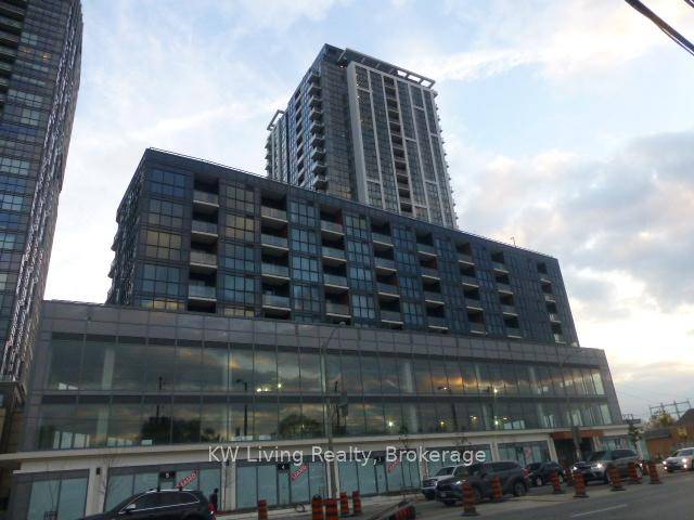 Spacious 557 sf One Bedroom Condo Suite At the Cypress By Pinnacle.