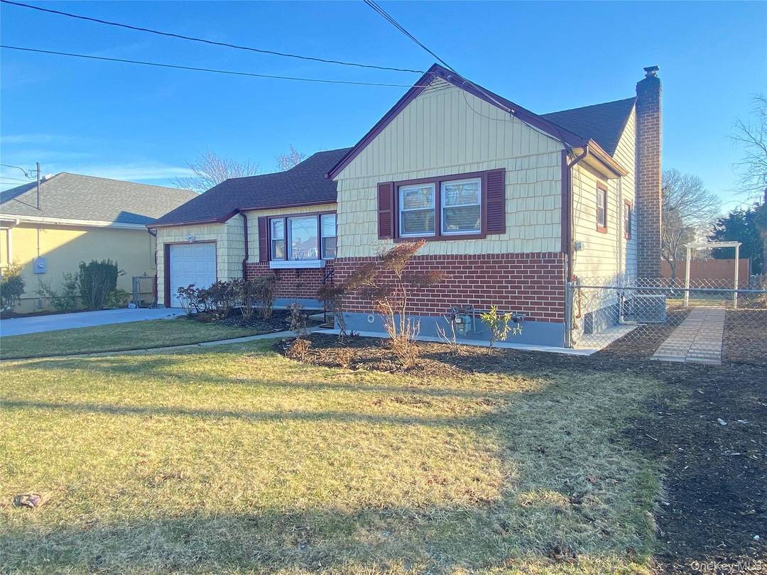 Totally renovated single family home with 3 bedrooms and an additional room that could be used as bedroom or home office.