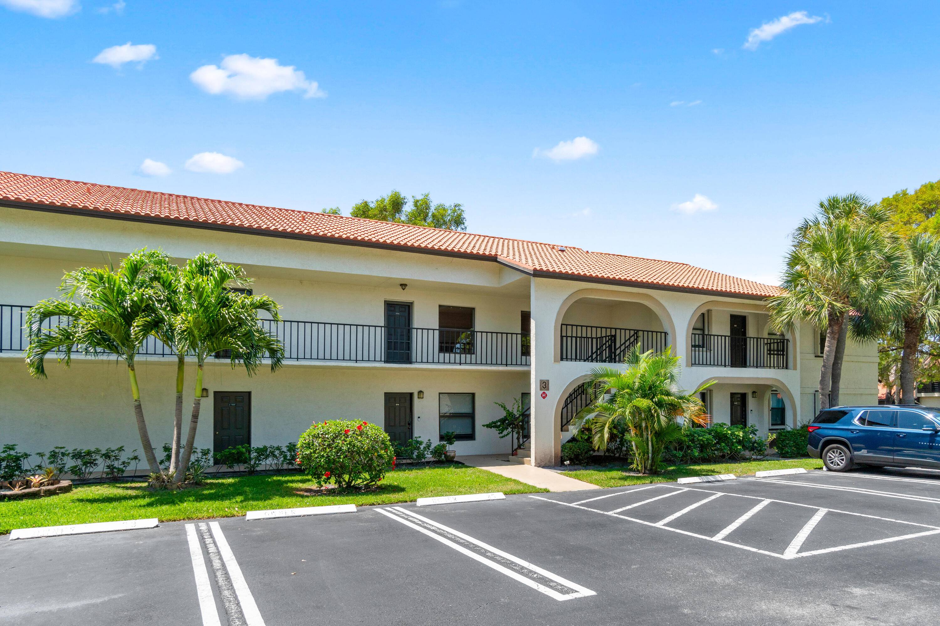 Spacious lake view 2 2 condo in Dos Lagos Southlake now available !