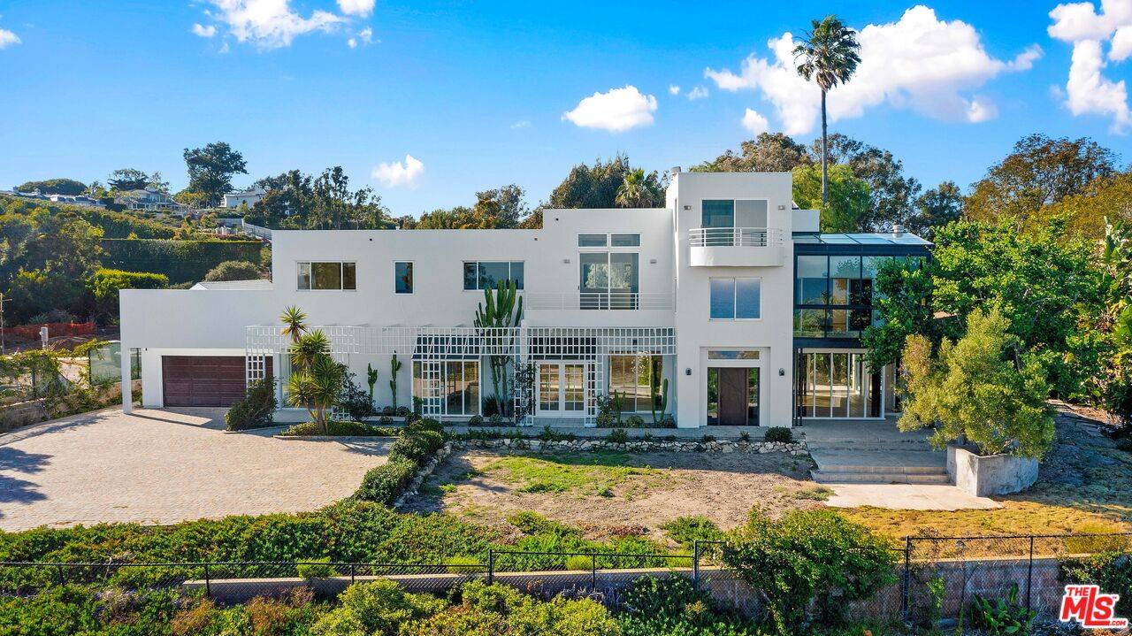 29035 Cliffside Dr 5BR Malibu La