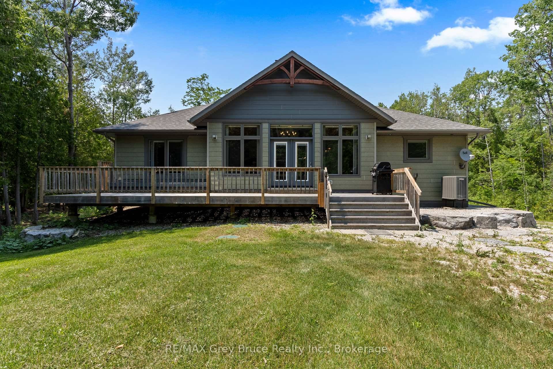 Welcome to 170 Cape Hurd Road !