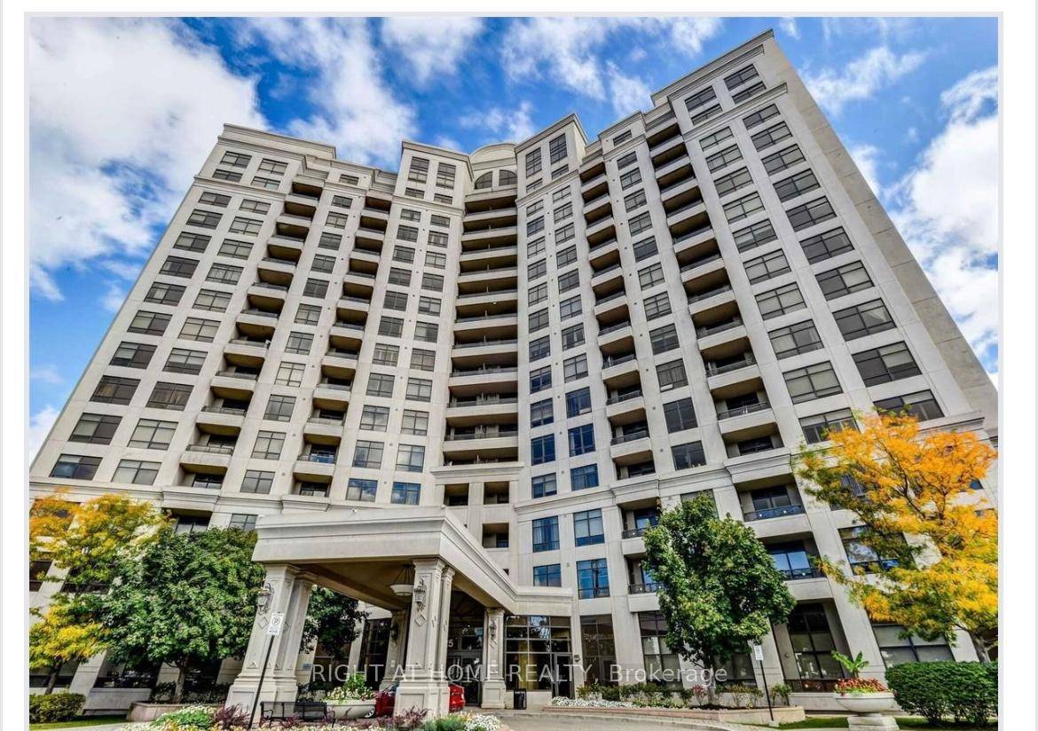 Live in Luxury ! Welcome To Palatial Bellaria Tower 4, Spacious One Bdrm With Den.