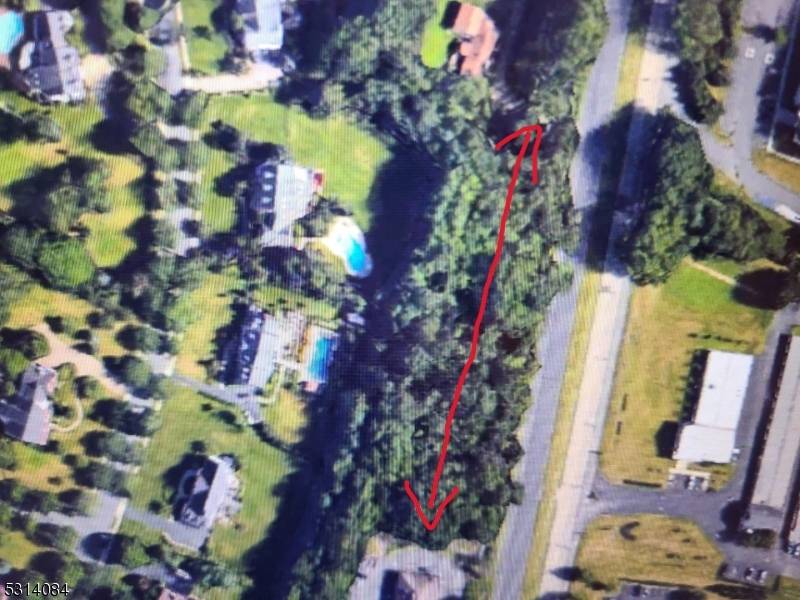 OPPORTUNITY KNOCKS ! PROPERTY FRONTS HIGHLY TRAVELED HIGHWAY ZONED COMERICIAL APPROXIMATELY 329FT FRONTAGE !