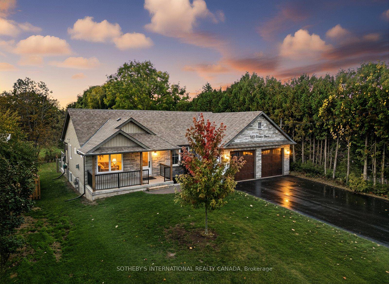 Welcome to the charming community of Colborne, the heart of Ontario's Apple Route in the county of Northumberland.