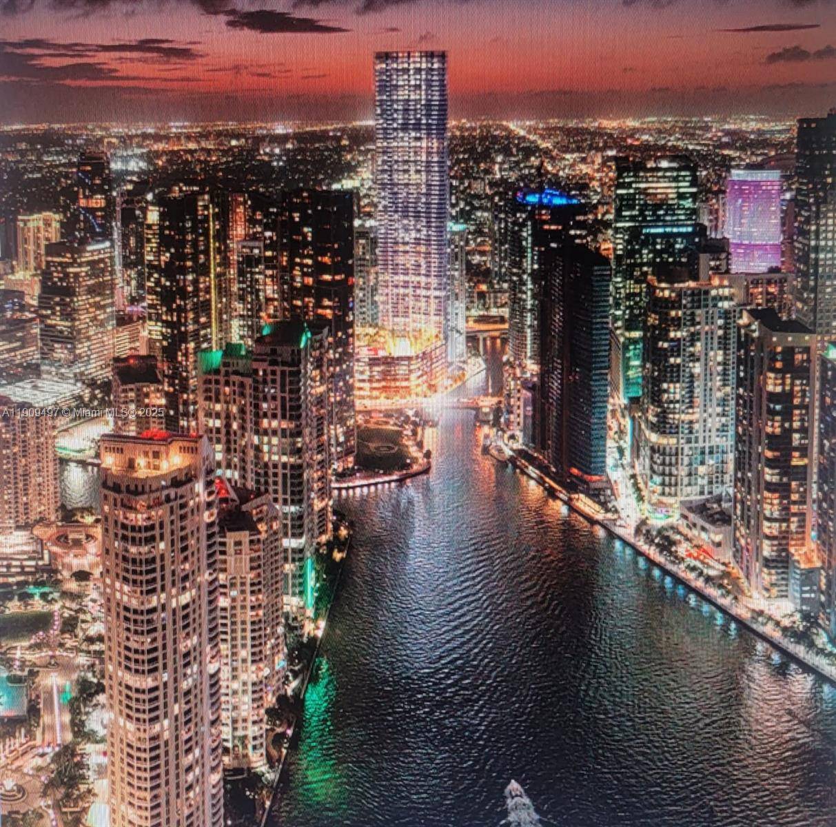 Elegant, Modern and Beautifull Property for Sale in Reach at Brickell City Centre.