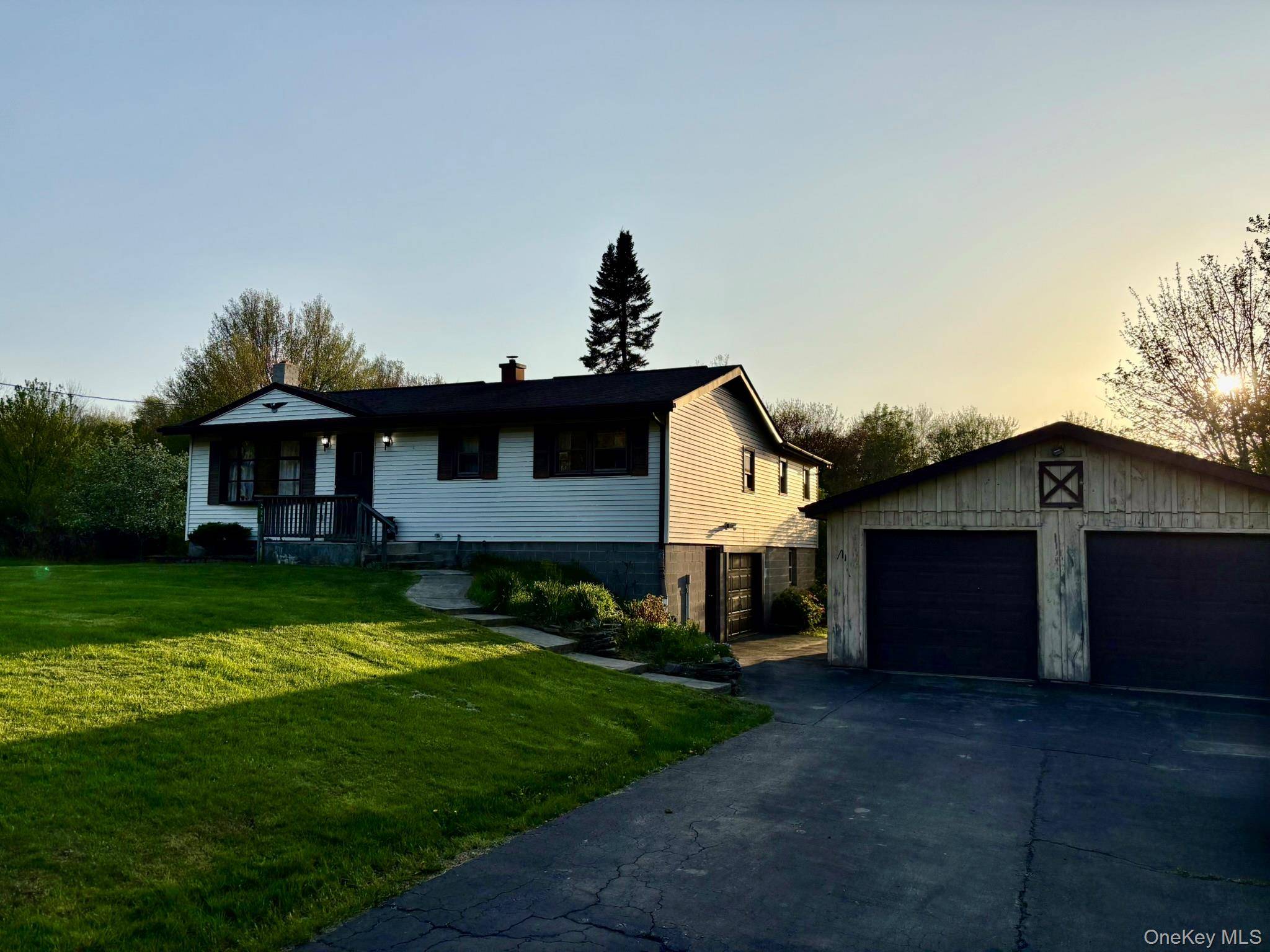 Wonderful move in condition 3BR, 2B renovated L Shaped ranch home in Tri Valley Schools.