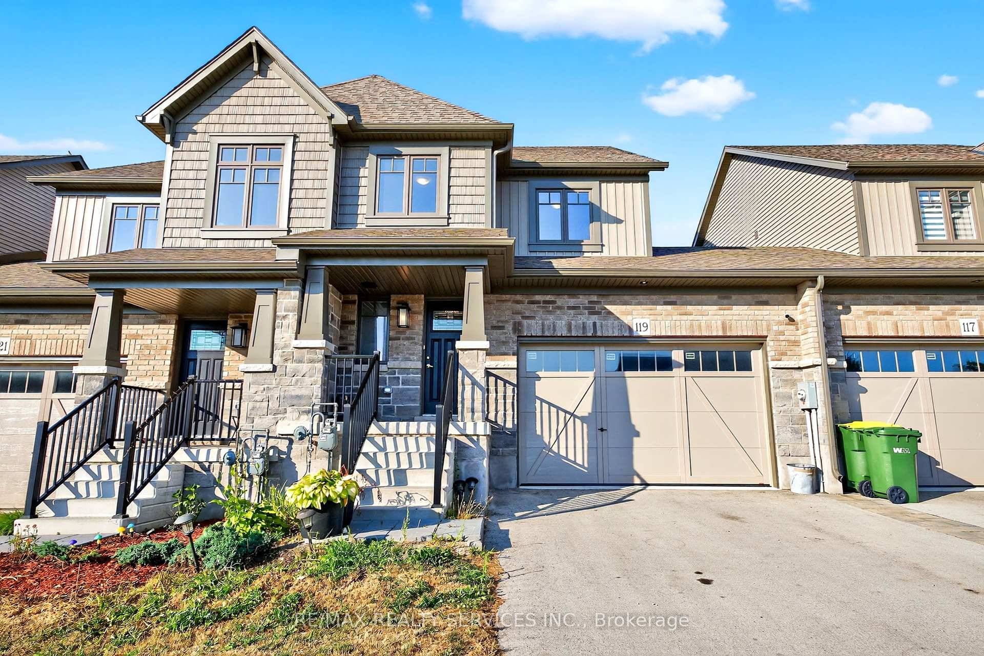 This freehold property, with no monthly fees, is perfectly situated behind lush greenspace and offers picturesque views of the Markdale Golf and Country Club.