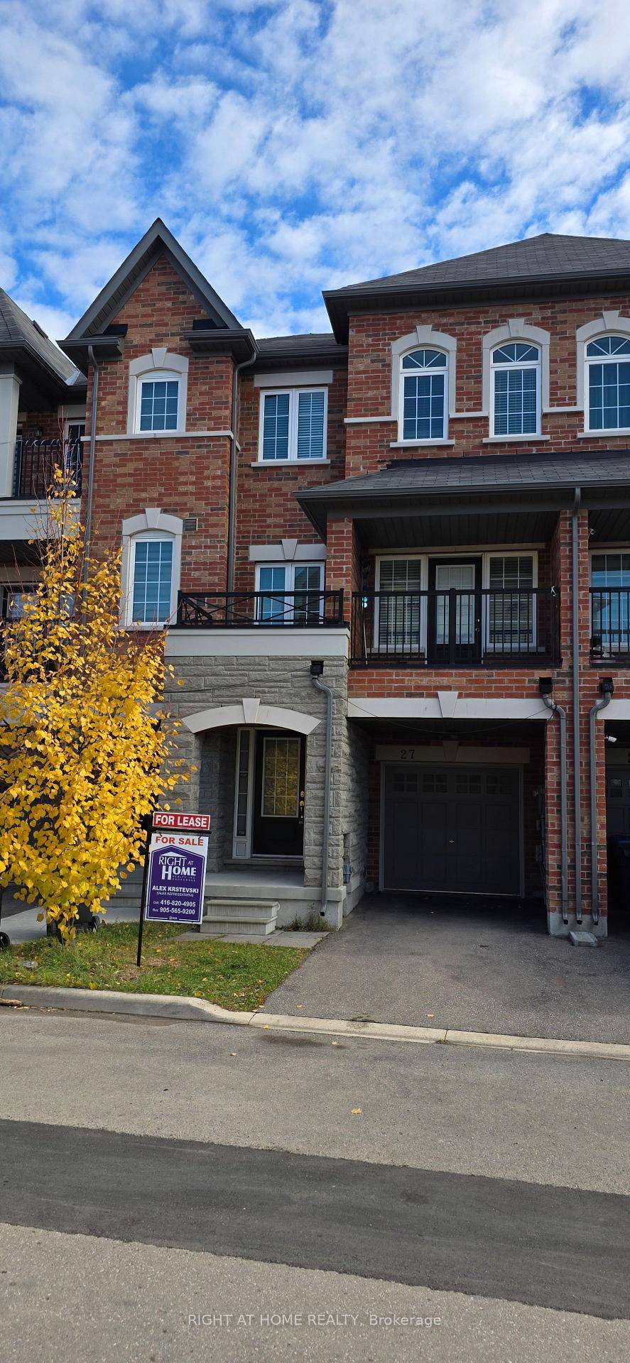 Executive 3 Storey Townhome in Prestigious Heart Lake Community !
