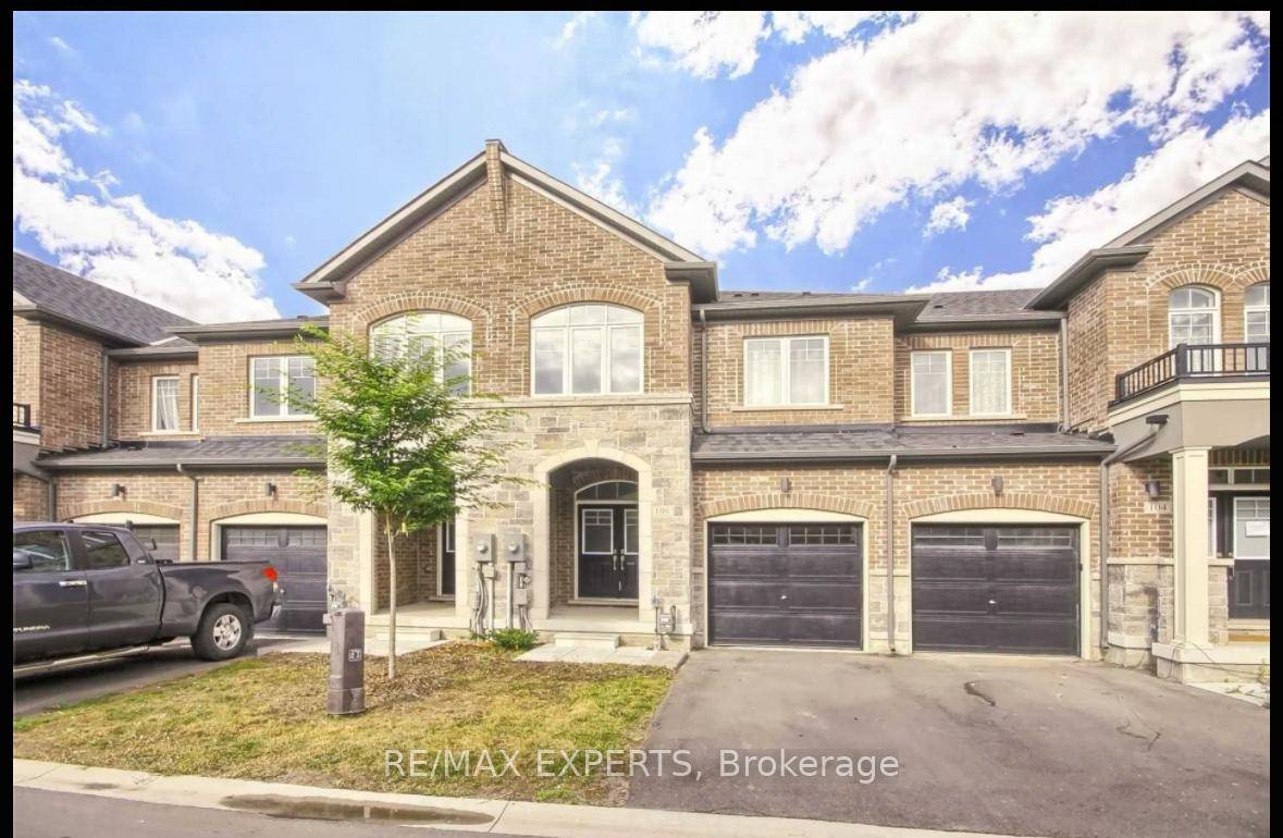 Welcome to this beautiful clean, open concept basement apartment located in the heart of Newmarket !