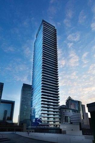 Dec 1 Move IN Iconic Theatre Park One Bedroom With Huge Balcony, Gas Cooking Inside, Gas Bbq Outlet Outside, Real Hardwood Floors This Floor Has 10' Ceilings, Caesarstone Countertops.