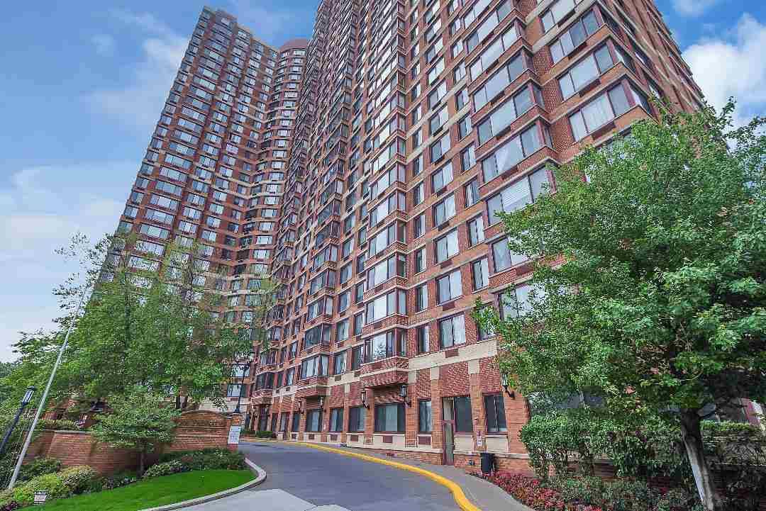 100 OLD PALISADE RD Condo New Jersey