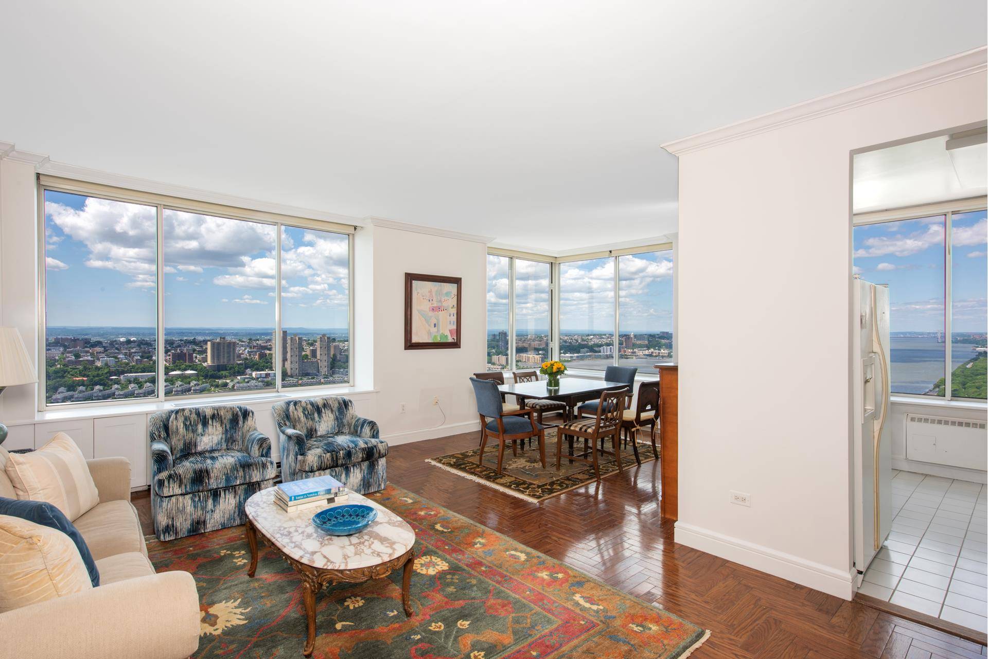 PANORAMIC HUDSON RIVER amp ; SKYLINE VIEWSCreate your penthouse dream with this one of a kind, 2200sqft, 4 bedroom, 4.